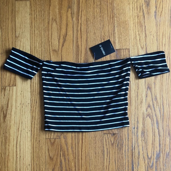 ❤️SOLD❤️Striped Off Shoulder Crop Top - Picture 5 of 6